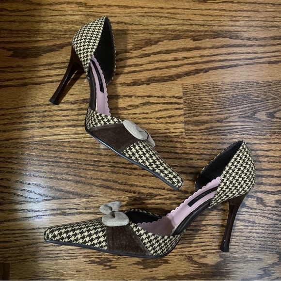 Vintage Houndstooth Pointy Heels - Picture 4 of 7